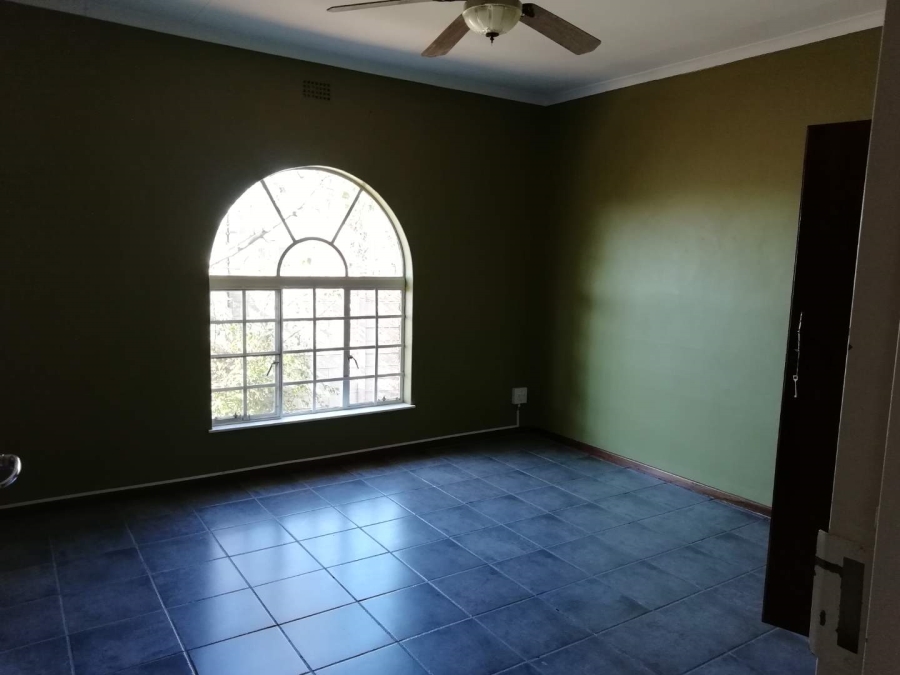 4 Bedroom Property for Sale in Flora Park Northern Cape